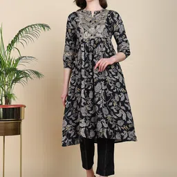 HERE&NOW Floral Printed Mirror Work Regular Kurta with Trousers-image-36