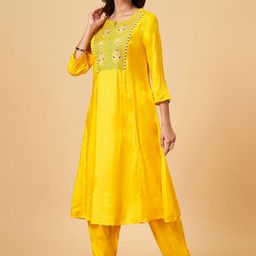 YU by Pantaloons Floral Yoke Design Thread Work Straight Kurta With Trousers & Dupatta-image-77