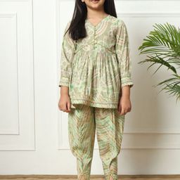 Readiprint Fashions Girls Floral Printed Pleated Gotta Patti Pure Silk Kurti & Dhoti Pants-42