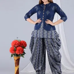 Gujari Chevron Printed Round Neck Pure Cotton Kurta with Dhoti Pants-19
