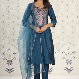 S.K.C Women Floral Printed Regular Chanderi Silk Kurta with Trousers & With Dupatta-7