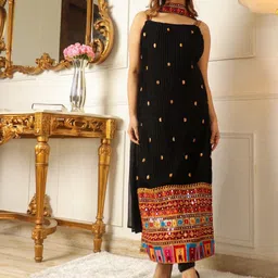 Fashionuma Ethnic Motifs Embroidered Pleated Thread Work Kurta with Trousers & Dupatta-image-74