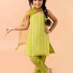 Fairies Forever Kids Girls Green Straight Kurta & Trousers With Dupatta-image-28