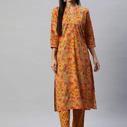 Divena Women Floral Printed Gotta Patti Pure Cotton Kurta With Trousers-48