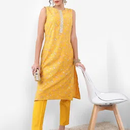 Vishudh Yellow Ethnic Motifs Printed Sleeveless Straight Kurta With Trousers-picture-18