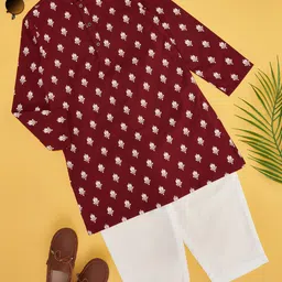 indus route by Pantaloons Boys Floral Printed Pure Cotton Straight Kurta With Pyjamas-37