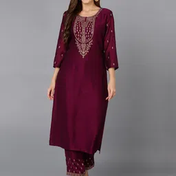 AHIKA Burgundy Ethnic Motifs Embroidered Zari Kurta with Trousers-picture-41