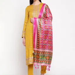 Be Indi Women Floral Printed Winter Kurta with Trouser & Dupatta Set-picture-54