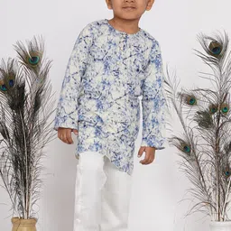 Little Bansi Boys Multicoloured Printed Angrakha Pure Cotton Kurta with Trousers & With Dupatta-23