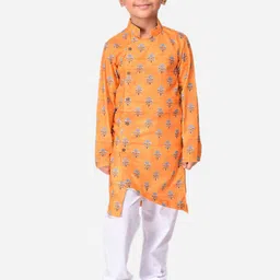 NAMASKAR Boys Floral Printed Mandarin Collar Cotton Linen Straight Kurta with Pyjamas-image-49