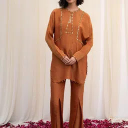 RIRASA Embroidered Tunic And Trousers-image-54