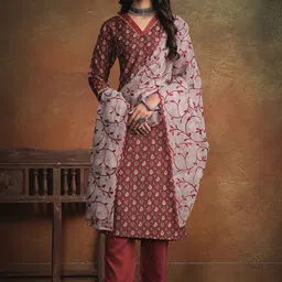 Sangria Ethnic Motifs Printed V-Neck Gotta Patti Kurta With Trouser & Dupatta-image-36