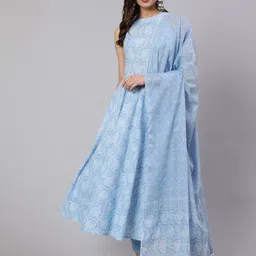 Jaipur Kurti Paisley Printed Halter Neck Pure Cotton Kurta With Trousers & Dupatta-18