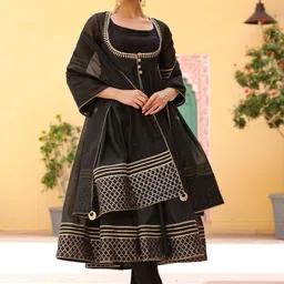 GILLORI Embroidered Gotta Patti Chanderi Cotton Kurta With Trousers & Dupatta & Jacket-28