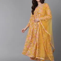 AHIKA Women Floral Printed V-Neck Three-Quarter Sleeves Cotton Kurta Set-picture-29