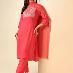Anouk Ethnic Motifs Yoke Design Regular Thread Work Straight Kurta With Trousers & Dupatta-image-97