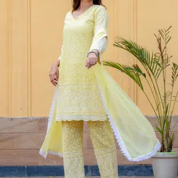 HOUSE OF JAMOTI Ethnic Motifs Embroidered Chikankari Kurta with Trouser & With Dupatta-11