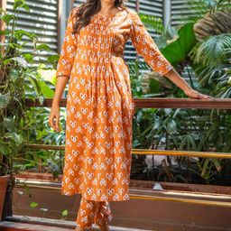 WEAVLLITE Ikat Printed Pleated Pure Cotton Kurta with Trousers-image-23