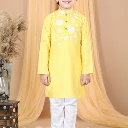 Kinder Kids Boys Floral Yoke Design Pure Cotton Kurta with Pyjamas-17