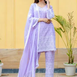 HOUSE OF JAMOTI Women Paisley Embroidered Kurta with Trouser Set-45