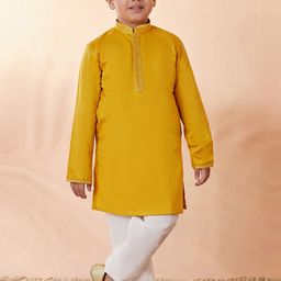 Manyavar Boys Yellow Solid Kurta with Pyjamas-image-60