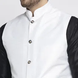 Kaifoo Men Black Solid Kurta Set with Nehru Jacket image 3