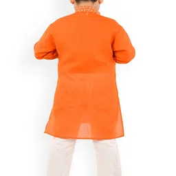 BAESD Boys Floral Embroidered Regular Thread Work Kurta with Trousers image 2