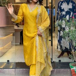KALINI Bandhani Embroidered Regular Sequinned Kurta With Trouser & Dupatta image 2