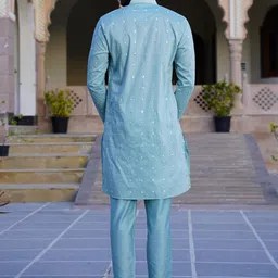 Be Desi Men Embroidered Regular Sequinned Kurta with Pyjamas image 2