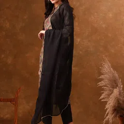 Anouk Charcoal Ethnic Motifs Printed Regular Gotta Patti Kurta With Trousers & Dupatta image 4