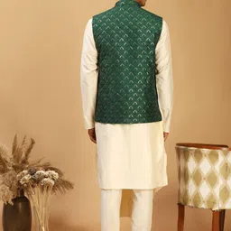 SHRESTHA BY VASTRAMAY Men Angrakha Kurta With Pyjamas & Nehru Jacket image 4