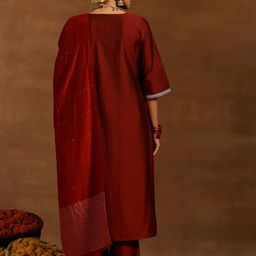 gerua by libas Libas Floral Embroidered Regular Sequinned Kurta With Trousers & Dupatta image 3