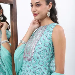 KETCH Ethnic Motifs Printed Regular Kurta with Trousers & With Dupatta image 5