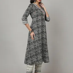 SAK JAIPUR Floral Printed Angrakha Kurta with Trousers & Dupatta image 4