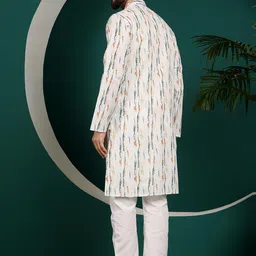 Armaan Ethnic Ombre Printed Regular Pure Cotton Kurta with Pyjamas image 4