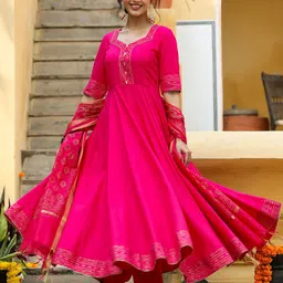 GILLORI Geometric Yoke Design Kurta With Trousers & Dupatta image 4