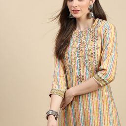 SHOWOFF Women Printed Regular Thread Work Kurta with Trousers-image-35