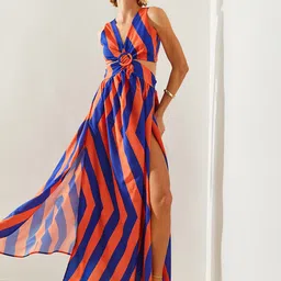 BIANCO LUCCI Women Colourblocked Striped Cut-Outs Maxi Dress-image-33