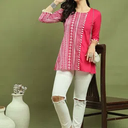 Rajnandini Ethnic Motifs Printed V-Neck Pure Cotton Kurti-image-22