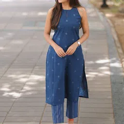 GoSriKi Women Floral Printed Kurta with Trouser-picture-41
