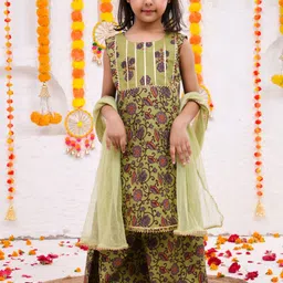 i love legacy Girls Floral Printed Regular Pure Cotton Kurta with Palazzos & With Dupatta-picture-34