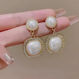 ONUYX Square Drop Earrings-6