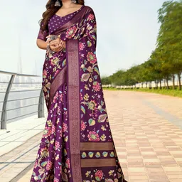 J 6 DESIGNER Floral Saree-picture-20