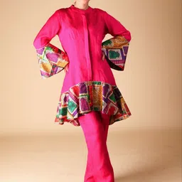 THETAA Colourblocked Mandarin Collar Neck Tunic With Trousers Co-Ords-picture-34