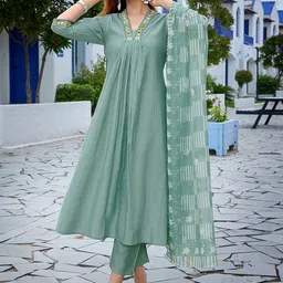 Royal Export Geometric Yoke Design Mirror Work A-Line Kurta With Trouser & Dupatta image 3