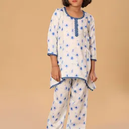 The Mini Trunk Girls Abstract Printed V-Neck A-Line Kurti With Palazzos-image-30