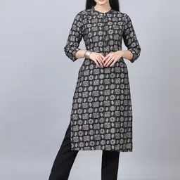FLAMBOYANT Women Floral Printed Regular Chanderi Silk Kurta with Trousers-21
