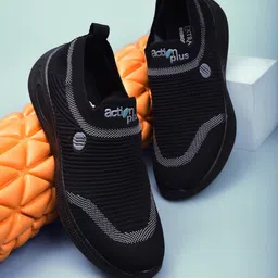 Action EVA Flotter Men Woven Design Slip-On Sneakers-image-42