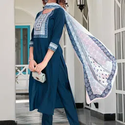 MOJILAA Women Ethnic Motifs Printed Beads and Stones Kurta Trousers & Dupatta Kurta Sets-picture-53