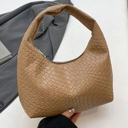 LULU & SKY Textured Bucket Handheld Bag-19